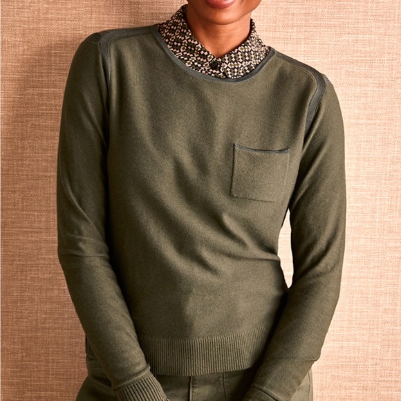 Cabi GREEN CREW NECK Womens SWEATER  Tee Size Small Forest green NWOT - Picture 2 of 8